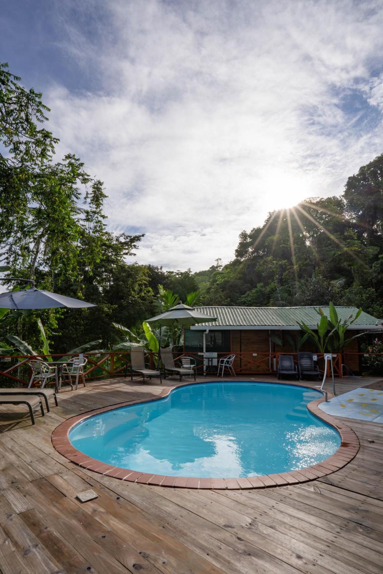 Hotel Pirate Cove Drakes Bay Esterno foto