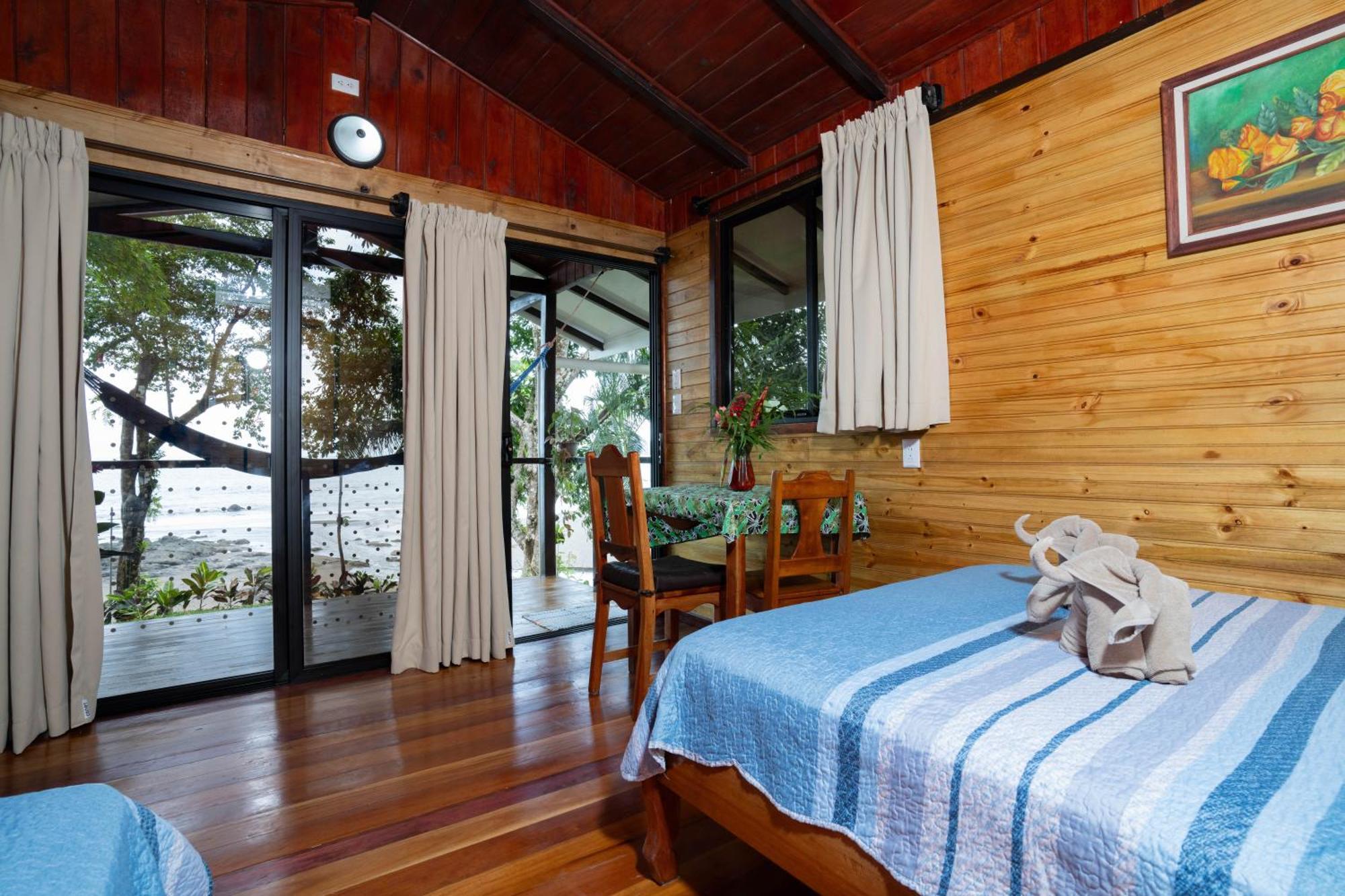 Hotel Pirate Cove Drakes Bay Esterno foto