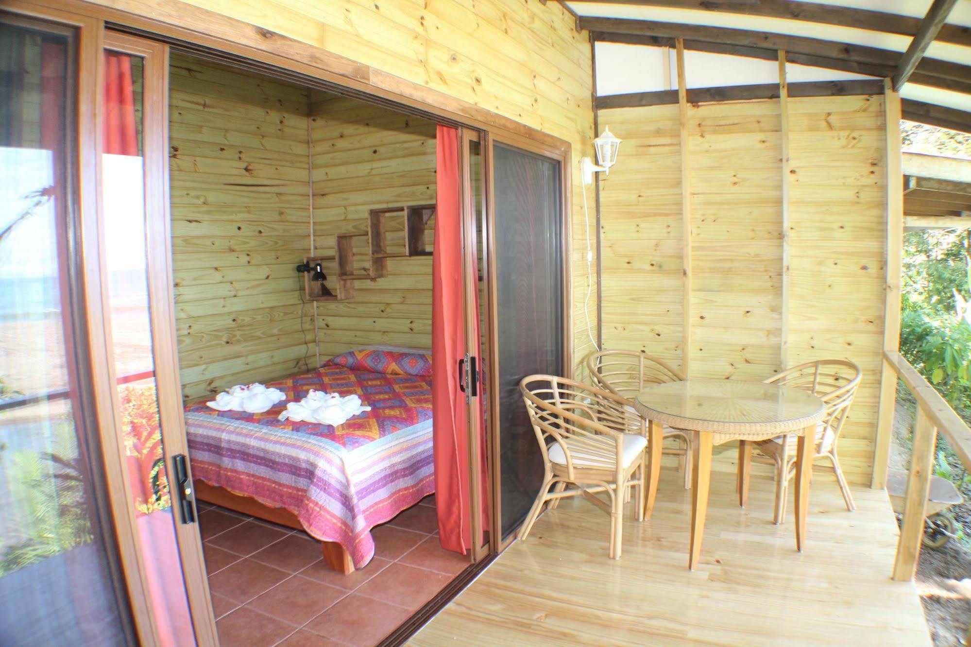 Hotel Pirate Cove Drakes Bay Esterno foto